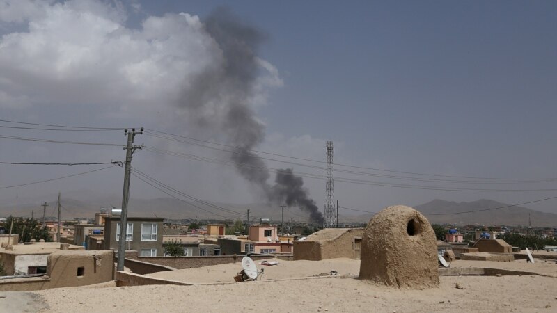 Четврти ден судири меѓу авганистанската војска и Талибанците во Газни  