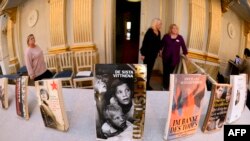 Швеция академиясендә Светлана Алексиевич китаплары күргәзмәсе