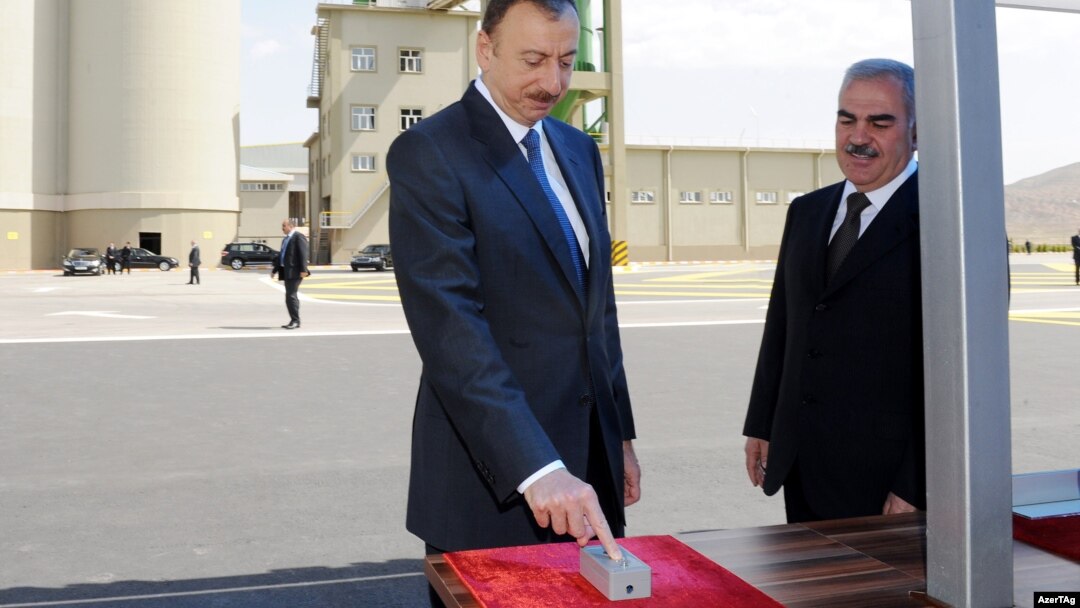 İ.Əliyev