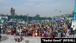 Душанбедегі қала күні мерекесі. 12 қазан 2014 жыл.