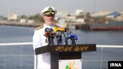 Amiralul Hossein Khanzadi, comandantul marinei iraniene