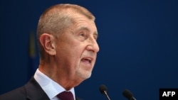 Прем’єр Чехії Андрей Бабіш вважає, що інформація спецслужб призначена передусім для уряду 