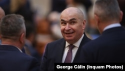 Premierul român Ilie Bolojan în parlamentul de la București (imagine de arhivă).