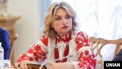 Ірина Луценко 4 листопада заявила, що подала заяву про дострокове припинення депутатських повноважень через стан здоров’я