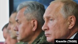 Vladimir Putin și Sergei Șoigu, septembrie 2020.