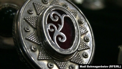 Шарға байланған БДСМ порно