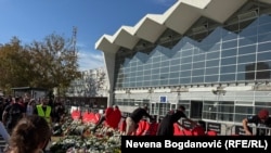 Sećanje na stradale u padu nadstrešnice u gradovima Srbije i Evrope 