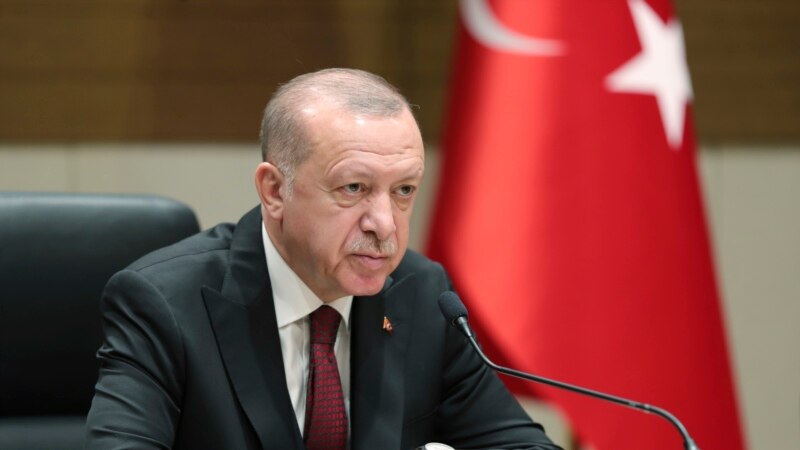 Erdogan Krymyň Russiýa tarapyndan ‘bikanun’ anneksiýa edilmegini tankytlady