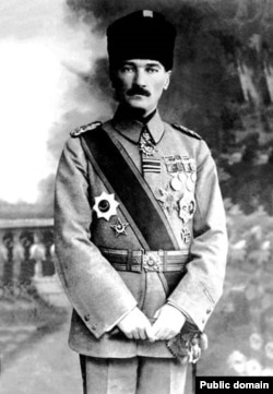 Кемаль Атацюрк, 1881