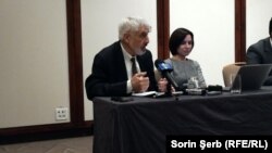 Vlad Socor alături de Maia Sandu la București