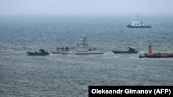 Ukraynanın “Nikopol” döyüş gəmisi Oçakiv portuna yedəkdə gətirilib