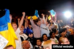 Українська команда QuadSqad після перемоги у фіналі конкурсу Microsoft Imagine cup. Сідней, 10 липня 2012 року