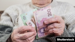 Украинцы из ОРДЛО не получают пенсию