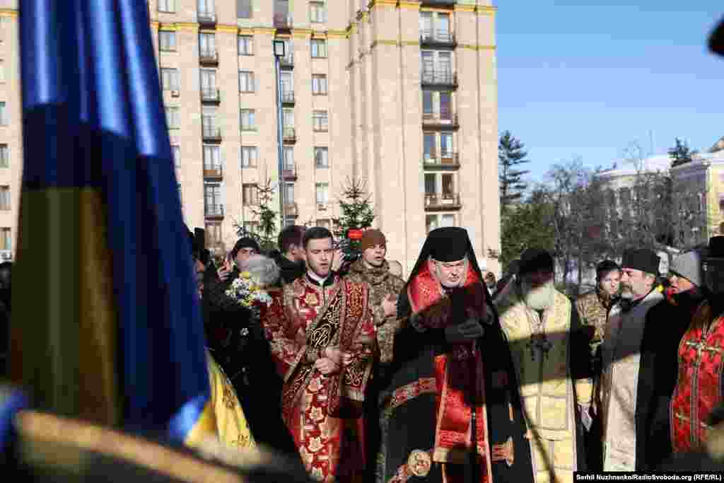 Біля каплиці на Алеї Героїв Небесної сотні відбулася панахида