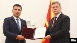 Претседателот Ѓорге Иванов му го даде мандатот за состав на нова влада на претседателот на СДСМ Зоран Заев 