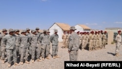 قوات أميركية وعراقية في قاعدة البكارة قرب الحويجة