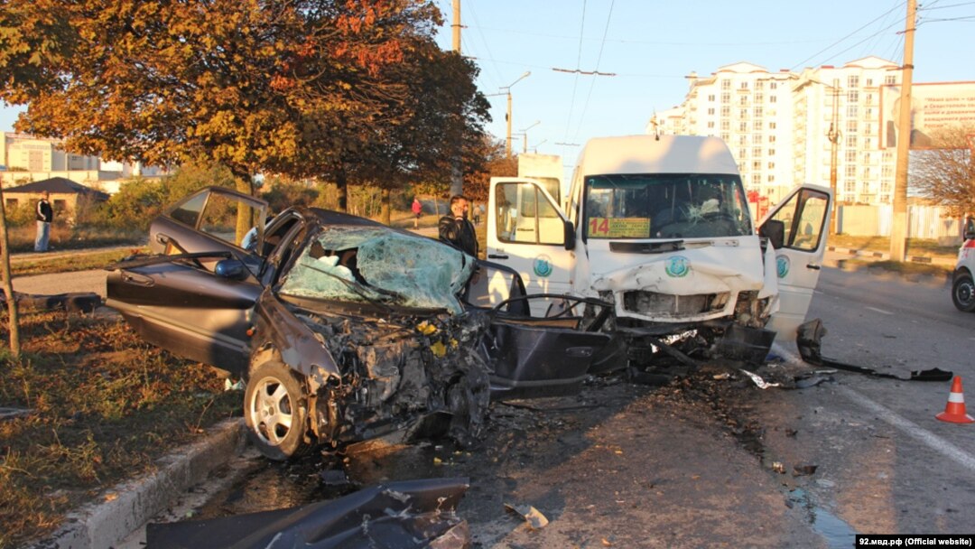 Севастополь, ДТП на улице Руднева, 19 октября 2016 года