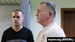 Петро Михальчевський (праворуч) на засіданні суду в Києві, 25 жовтня 2018 рік