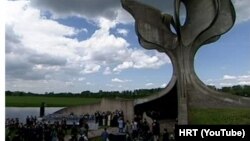 Sa komemoracije u Jasenovcu