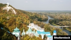 Свято-Успенська Святогірська лавра