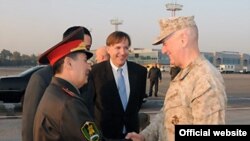 U.S. Central Command chief General James Mattis (right) during a visit to Uzbekistan in November 2010 