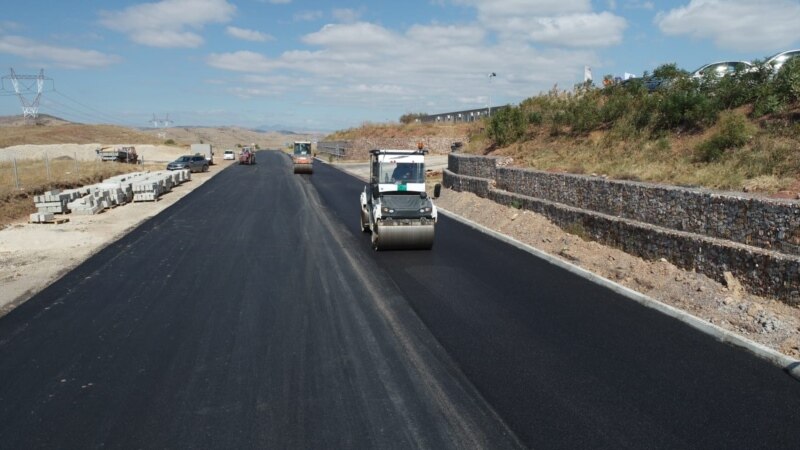 Со кредит од ЕБОР ќе се гради автопат дел од Коридорот 8
