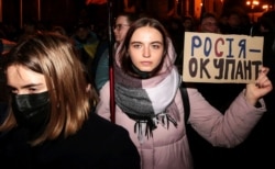Під час акції «Не допустимо Мінської зради» біля Офісу президента України. Київ, 13 березня 2020 року