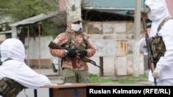 Жалал-Абаддагы блокпост. 4-апрель, 2020-жыл.