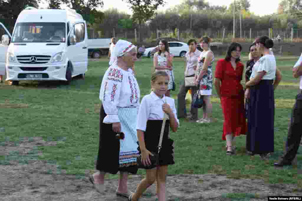 Cu mic, cu mare, la dezbaterea de la Ciuciuleni