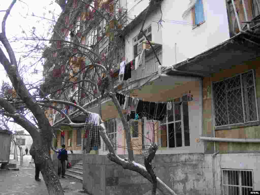 Bir vaxtlar burada Texniki Universitetin tələbələri yaşayırdı