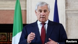 آنتونیو تایانی وزیر خارجۀ‌ ایتالیا از موافقت رم با «تروریستی‌ شناخته‌ شدن» سپاه پاسداران خبر داد