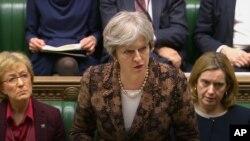 Premierul britanic Theresa May vorbind în Parlament la Londra despre posibilitatea foarte mare ca Rusia să fie vinovată de otrăvirea lui Skripal