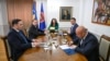 Predsednica Kosova Vjosa Osmani sa liderima političkih stranaka, Priština, 15. maja 2025.