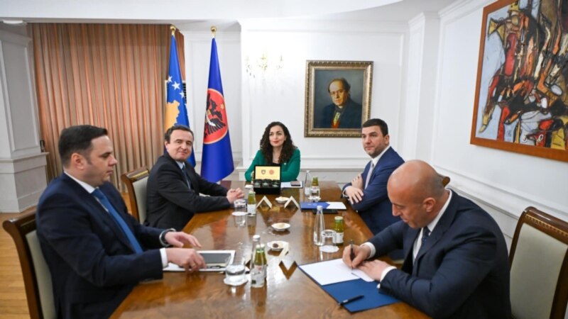 Predsednica Kosova, Vjosa Osmani, sklicala srečanje s političnimi voditelji glede politične krize