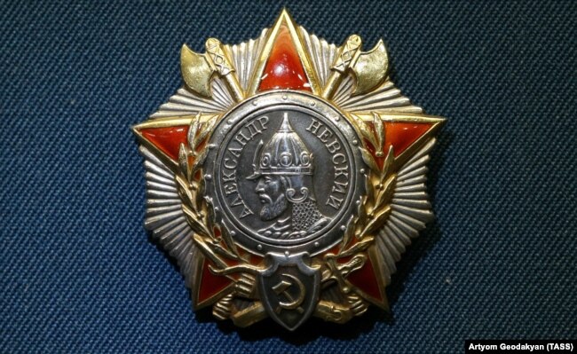 Радянський орден Олександра Невського, заснований у 1942 році