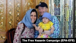 نازنین زاغری و فامیل‌اش قبل از زندانی شدن در ایران
