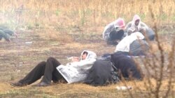 Štrajk glađu na Horgošu: Kiša dodatno otežava izbeglicama