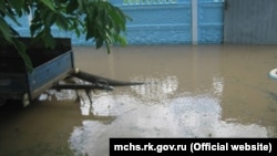 Подтопленное село Урожайное в Крыму, 16 июня 2021 года