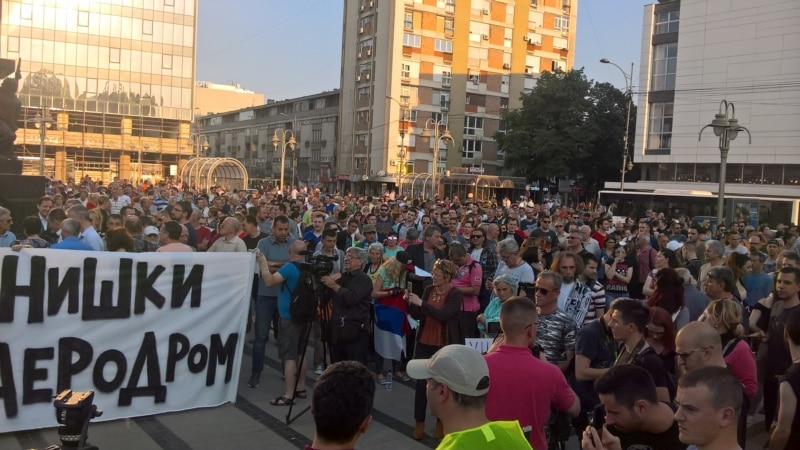 U Nišu održan protest građana 'Ne damo niški aerodrom'