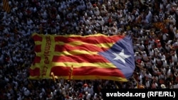 Catalan pro-independence supporters hold a rally in Barcelona.