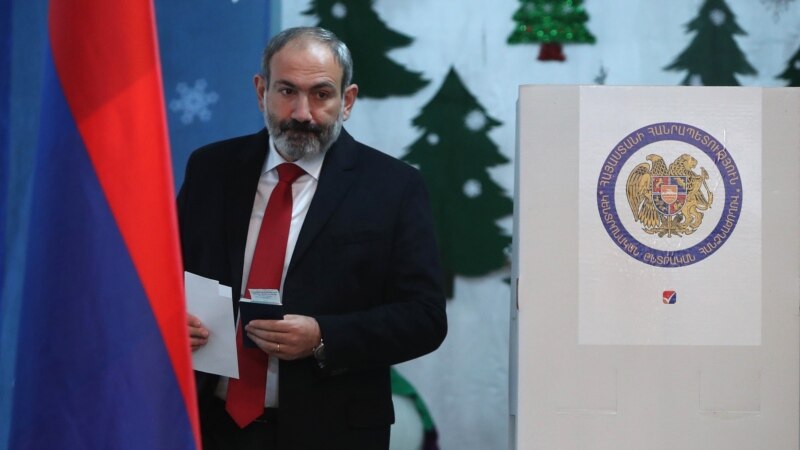 Armenët votojnë në zgjedhjet parlamentare