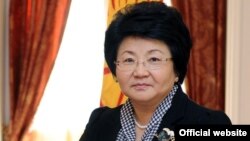 Роза Отунбаева.