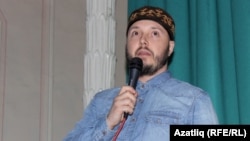 Руслан Айсин