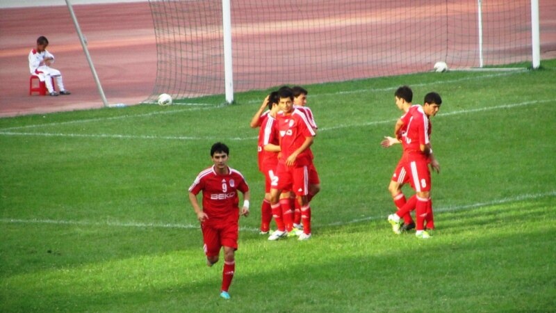 Türkmen futbolçylary Hong Kong bilen 2-2 hasabynda oýnadylar