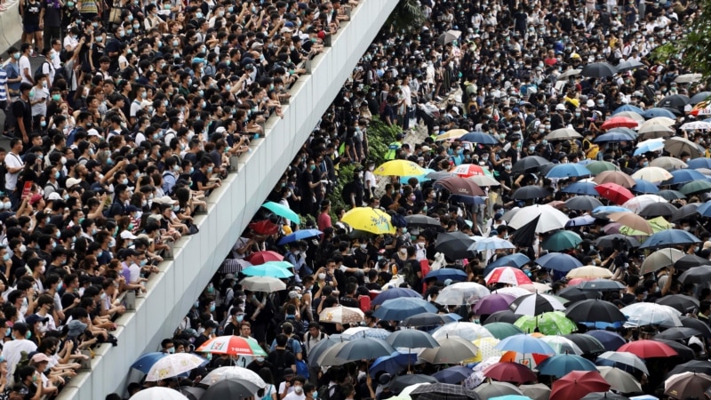 Миллион на улице. Жители Гонконга сопротивляются контролю Китая