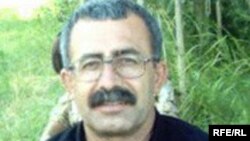 آقای صالحی در زندان دچار ناراحتی شديد قلبی و نيز فشار بالای خون شد.