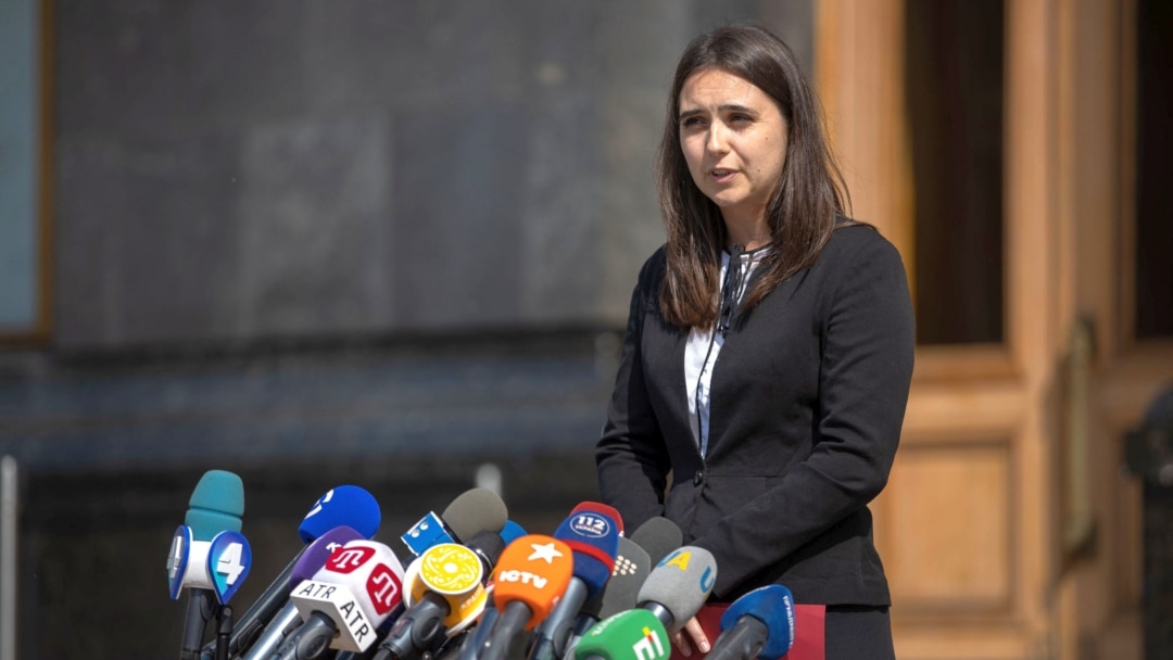 პრეზიდენტმა ზელენსკიმ სანქციები დაუწესა თავის ყოფილ პრესმდივანს