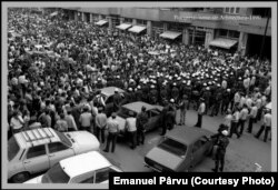 București, 13 iunie 1990 - protestatari vs „muncitori” și forțe de ordine