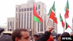 Бывший пресс-секретарь президента Шаймиева Ирек Муртазин на митинге оппозиции.