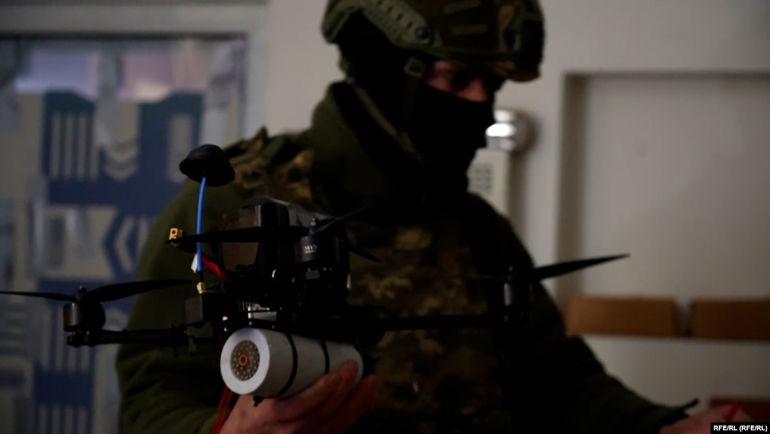 As fighting continues in Pokrovsk, Ukraine, the town and its remaining residents are paying a heavy price.